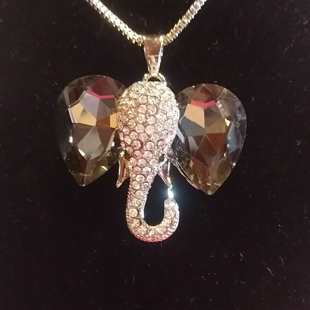Elephant Necklace Box Chain